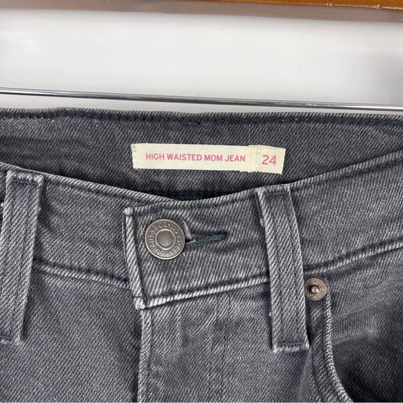 Levi's High Waisted Mom Jeans Relaxed Tapered Leg Dark Grey Women's Size 24 - Picture 4 of 8